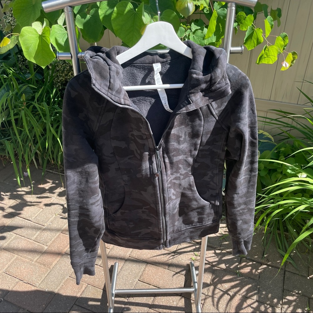 Lululemon hoodie